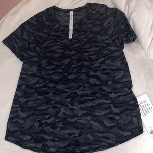 lululemon rise and run short sleeve